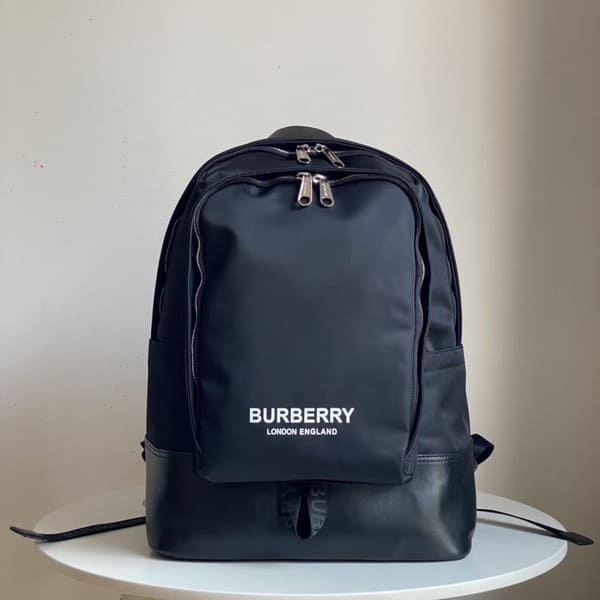 Burberry Nylon & Leather BackPack バーバリー バックパック ブラック