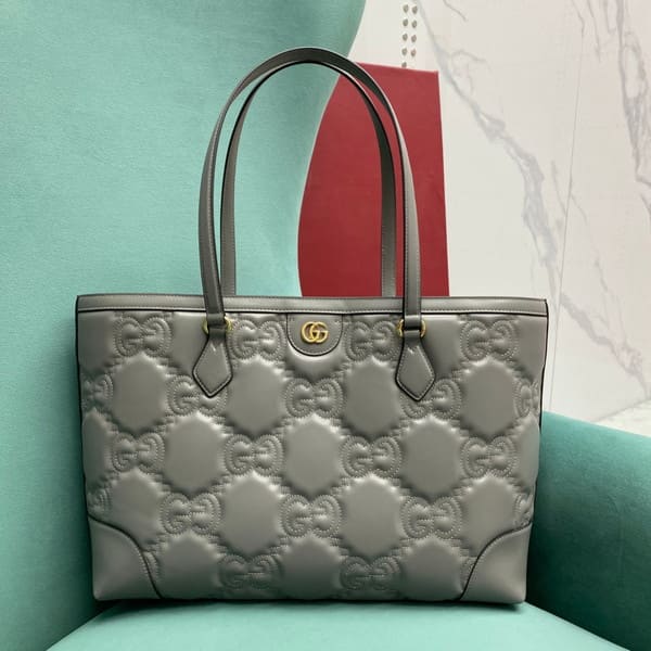 Gucci グッチ GG Matelasse Quilt Leather Tote Bag Grey 631685 マトラッセ キルティングレザー トートバッグ グレー