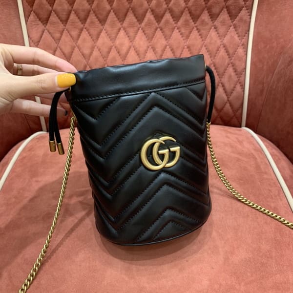 Gucci グッチ GG Marmont Mini Backet Bag GGマーモント ミニ バケットバッグ ブラック