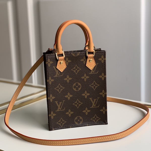 Louis Vuitton ルイヴィトン Petit Sac Plat プティット・サックプラット M69442B99 モノグラム