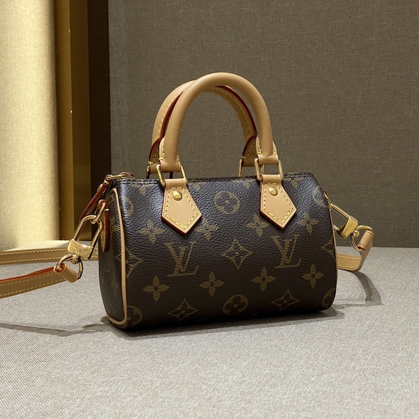 Louis Vuitton ルイヴィトン nano speedy ナノ･スピーディ M81085 モノグラム