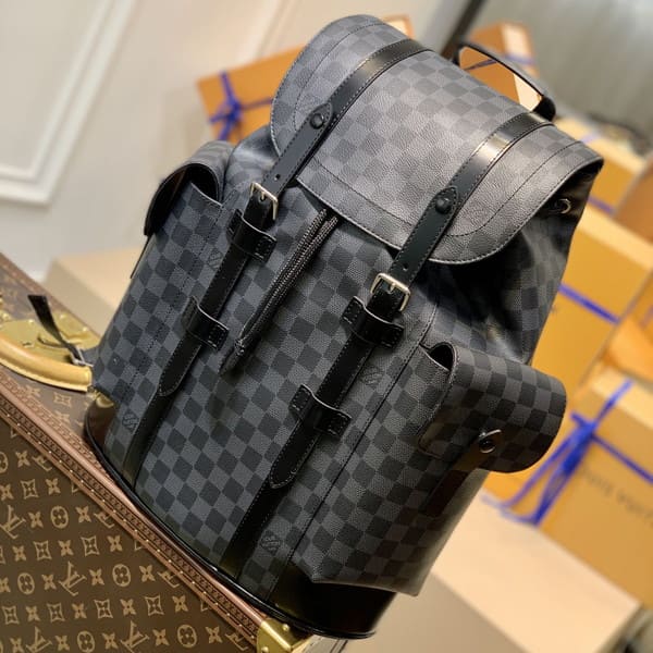 Louis Vuitton Christopher MM ルイヴィトン N41379 クリストファー MM バックパック ダミエ グラフィット