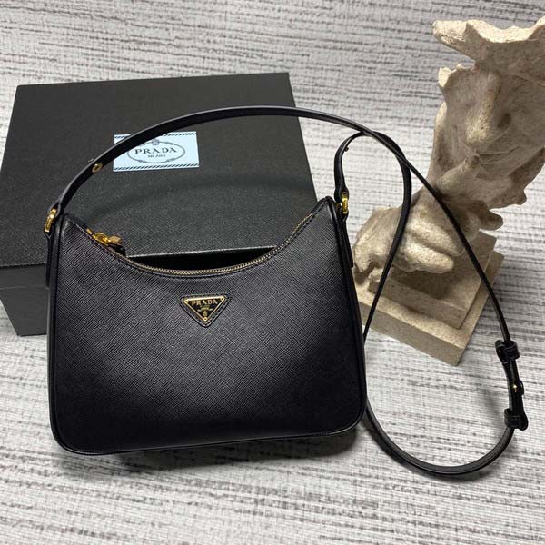 Prada プラダ Re-Edition Saffiano Leather Mini-Bag リ・エディション・サフィアーノ・レザー・ミニバッグ ブラック